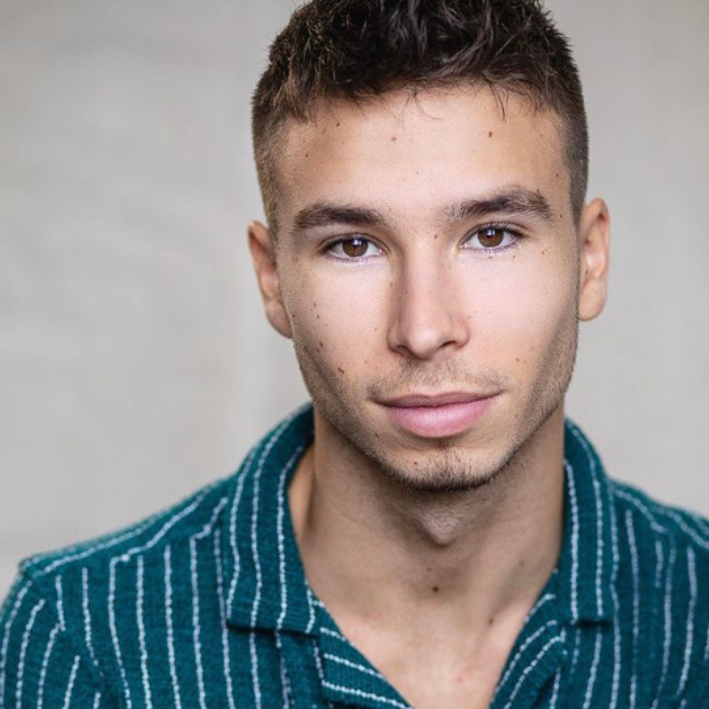 Bradley PERRET portrait