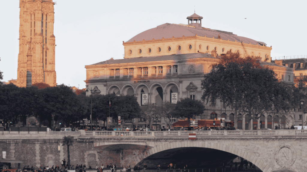 View of Paris and the Théâtre du Châtelet.